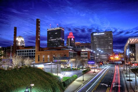 Downtown winston salem - Downtown Winston-Salem, Winston-Salem, North Carolina. 15,713 likes · 664 talking about this · 531 were here. The Downtown Winston-Salem Partnership is an active member and advocacy organization... 